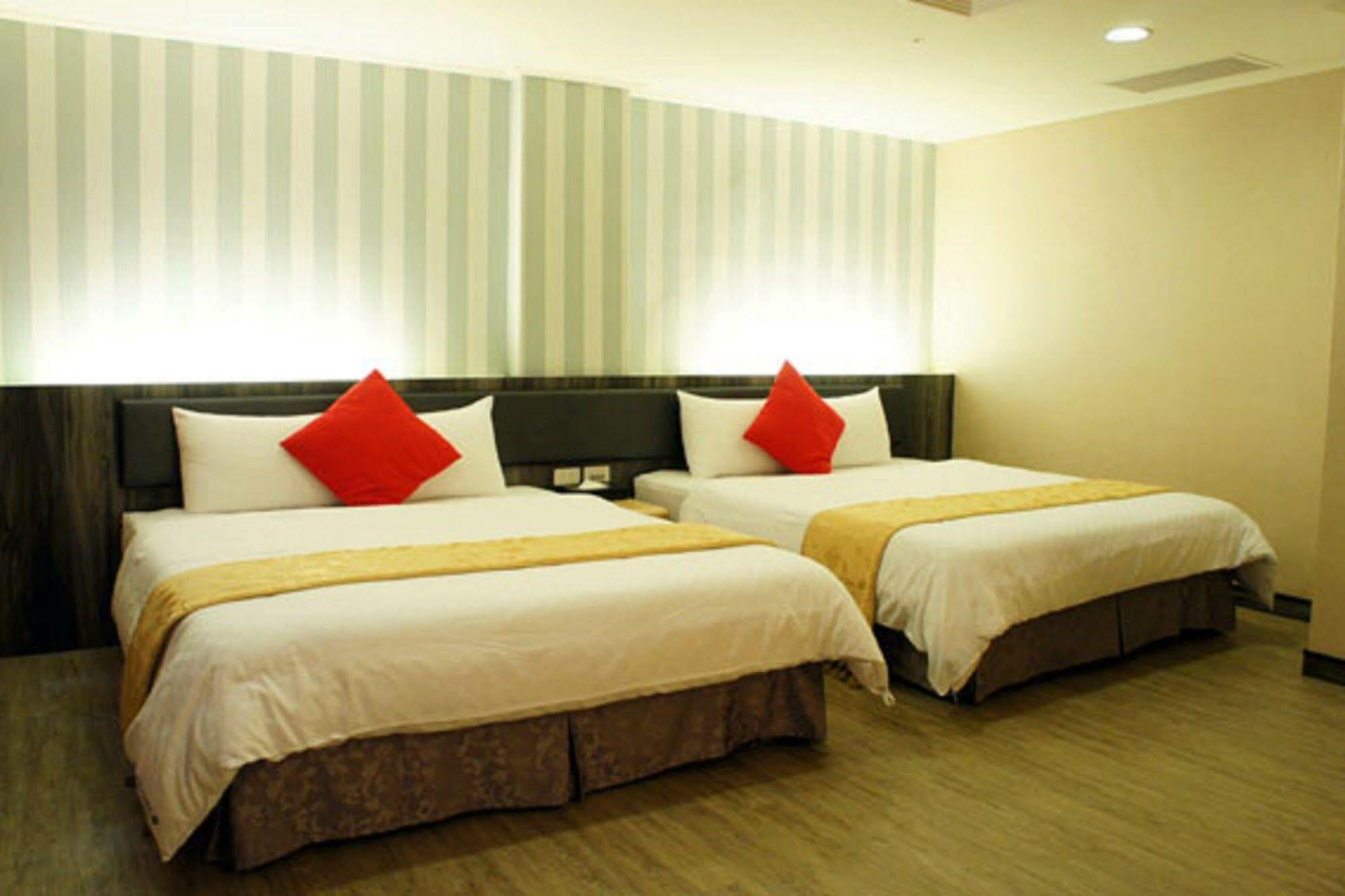 Fish Hotel גאושיונג מראה חיצוני תמונה